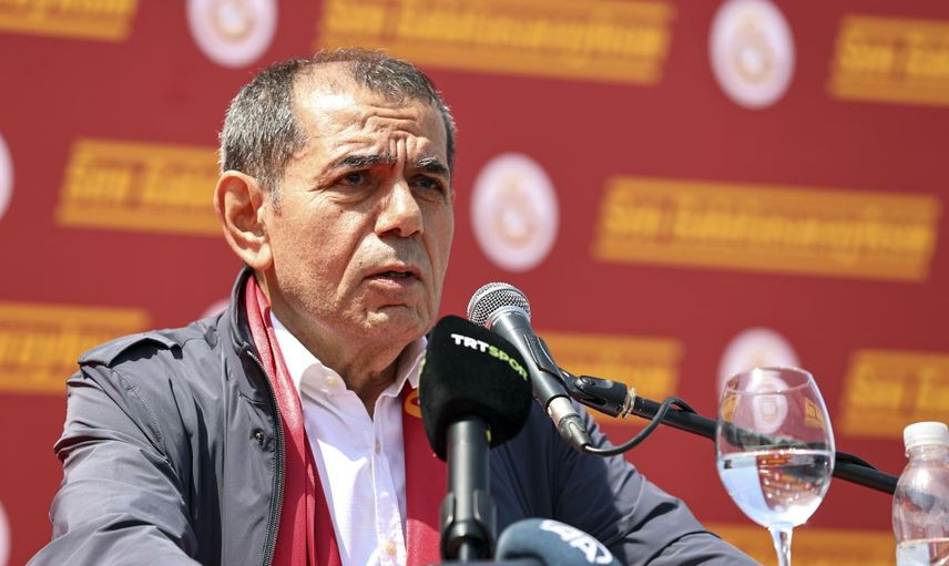 Dursun Özbek 1.90'lık yıldızı kaptı