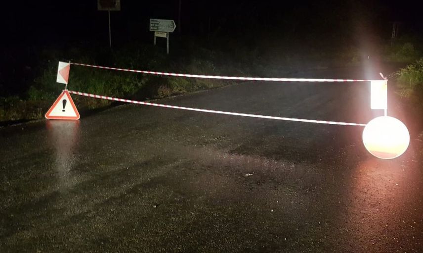 Düzce'yi Sel Aldı! Zonguldak Yolu Çift Yönlü Trafiğe Kapatıldı