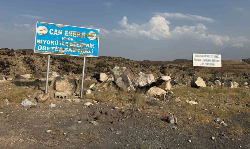 Iğdır'daki katı atık tesisinde yangın paniği