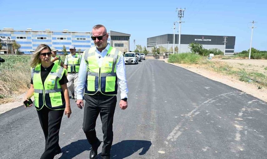 Karacabey'de ulaşım konforu artıyor: asfalt çalışmaları hız kesmiyor