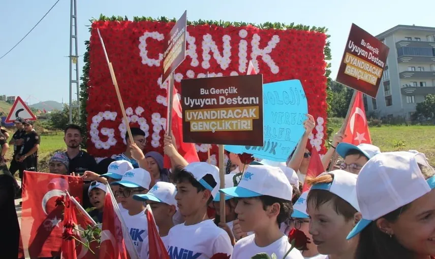 Cumhurbaşkanı Erdoğan, Canik’te coşkuyla karşılandı