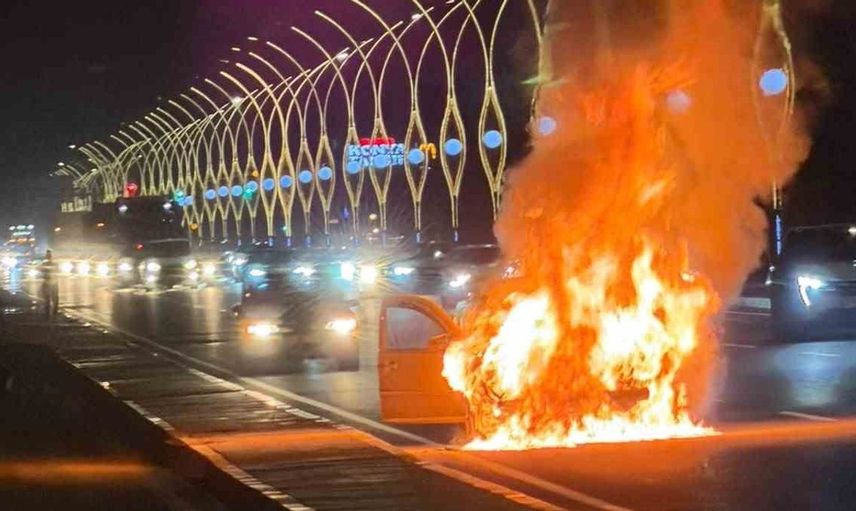 Polatlı’da seyir halindeki otomobil alev aldı: İtfaiye hızlıca müdahale etti