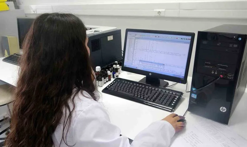 Muğla Sıtkı Koçman Üniversitesi gıda laboratuvarıyla Türkiye’ye hizmet veriyor