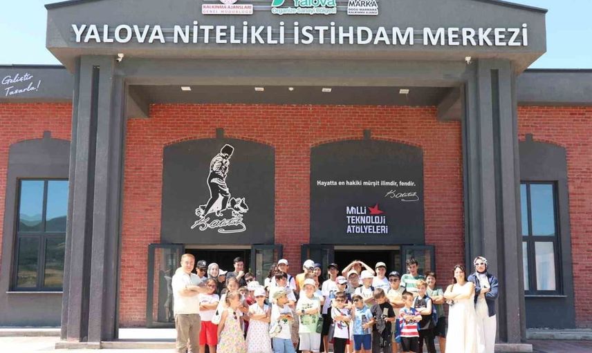 Robotik kodlama öğrencilerinden Yalova OSB’ye teknik gezi