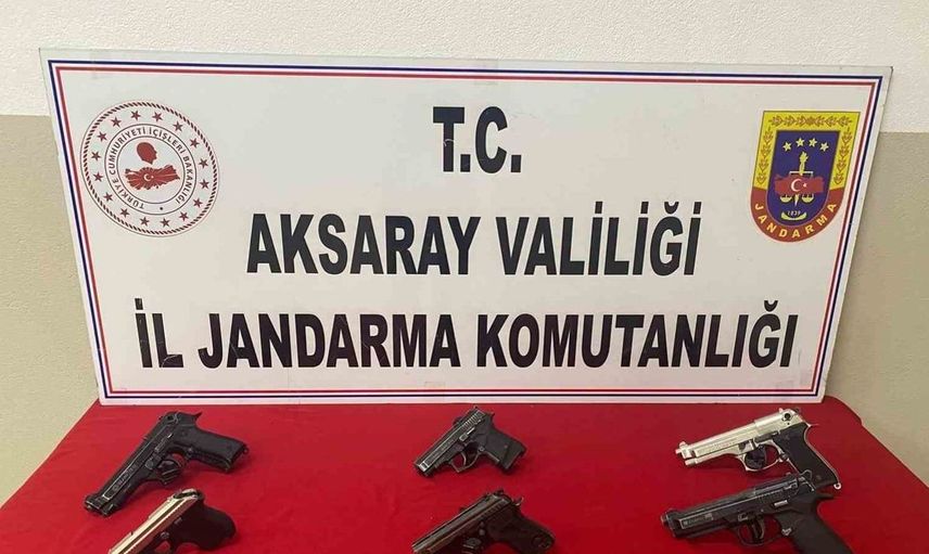 Aksaray'da kaçak silah operasyonuyla 5 kişi yakalandı