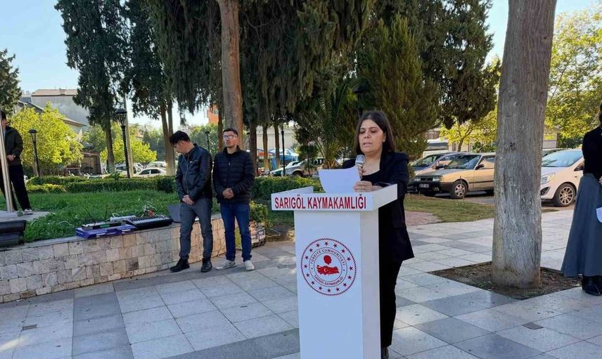 Sarıgöl muhtarları 19 Ekim’i anlamlı bir törenle kutladı