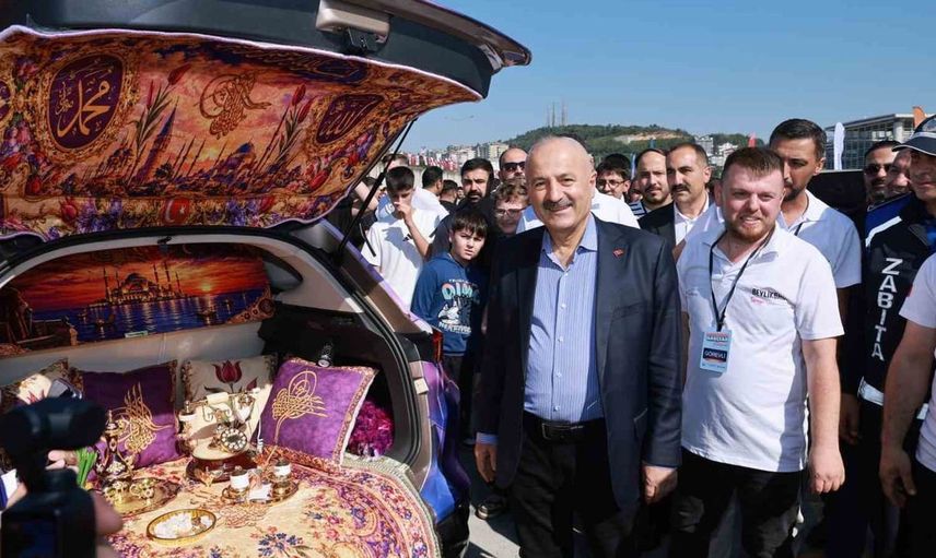 Modifiyeli araç tutkunları gebze'de bir araya geldi: Festivalde özgün tasarımlar sergilendi