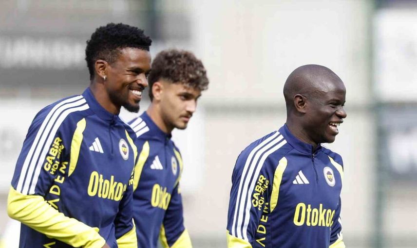 Fenerbahçe, çaykur rizespor maçı öncesi antrenmanlarını sürdürüyor
