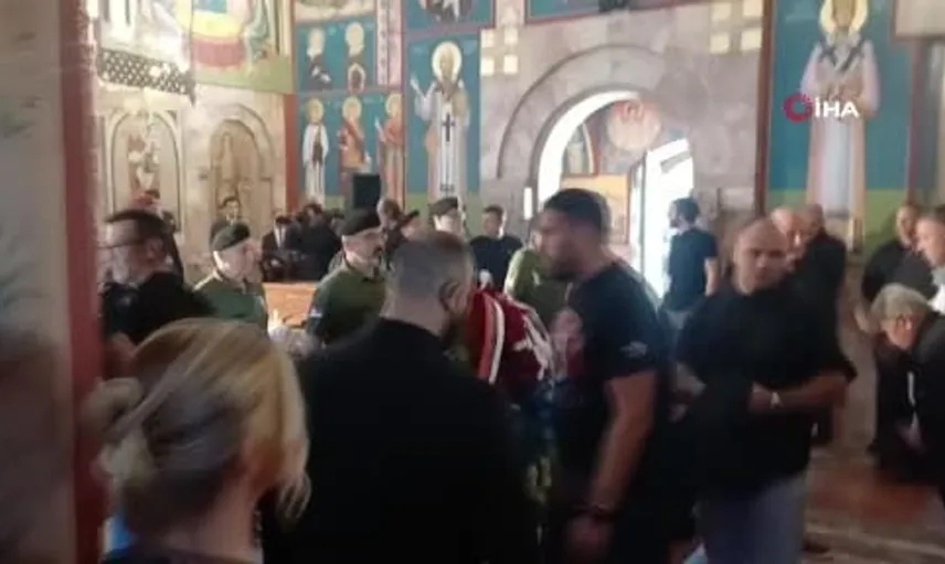 Ratko Mladiç'in askeri törenle defni, Avrupa'da tartışma yarattı