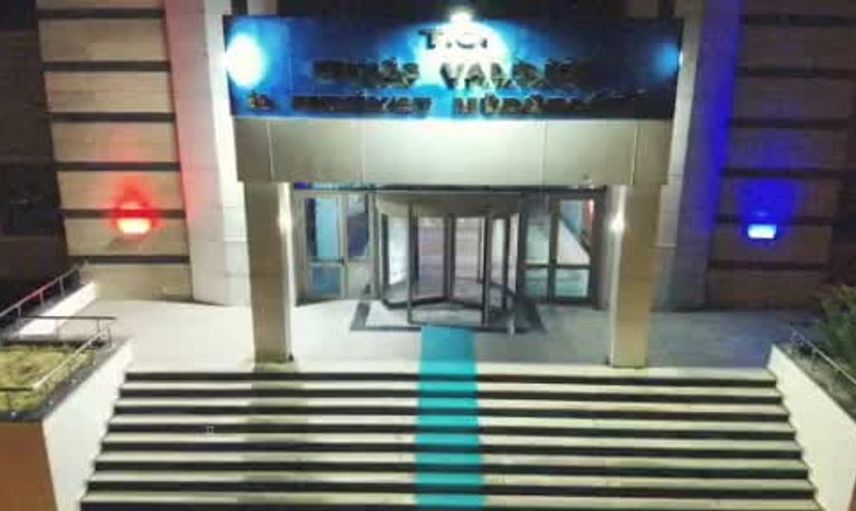 Tatvan'da FETÖ operasyonu: 4 kişiye gözaltı ve tutuklama kararı