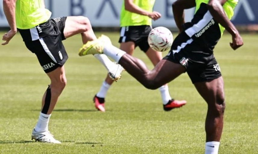 Beşiktaş derbi için geri sayıma geçti: Fenerbahçe maçı hazırlıkları sürüyor
