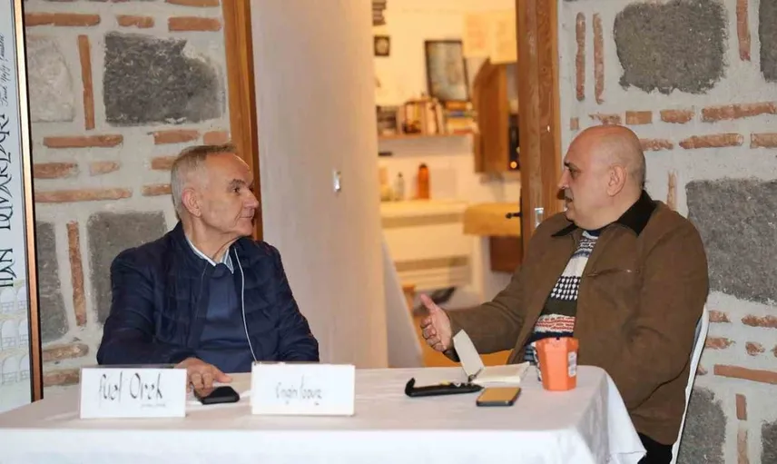 Manisa’nın geçmişine ışık tutan nostaljik etkinlik: Şiir Evi'nde keyifli bir sohbet