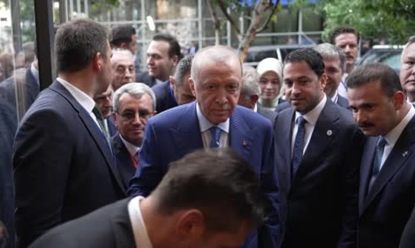 Cumhurbaşkanı Erdoğan'ın New York ziyaretinde Türk pastanesine anlık uğraması