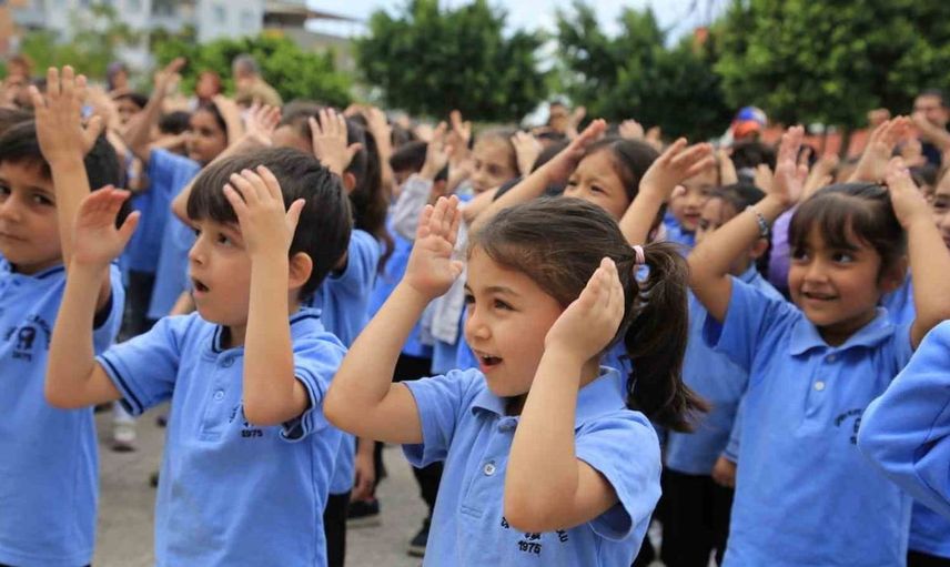 Hatay Büyükşehir Belediyesi'nden öğrencilere trafik bilinci aşılayan proje