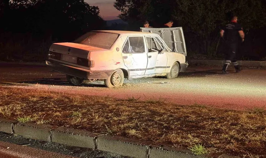 Şarkikaraağaç’ta otomobil kazası: 4 kişi yaralandı