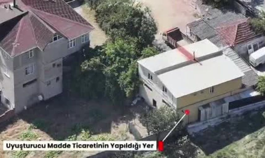 Sancaktepe'de düzenlenen operasyonda uyuşturucu ve nakit ele geçirildi