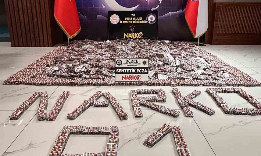 Düzce'de tarihi uyuşturucu operasyonu: 88 bin sentetik hap ele geçirildi