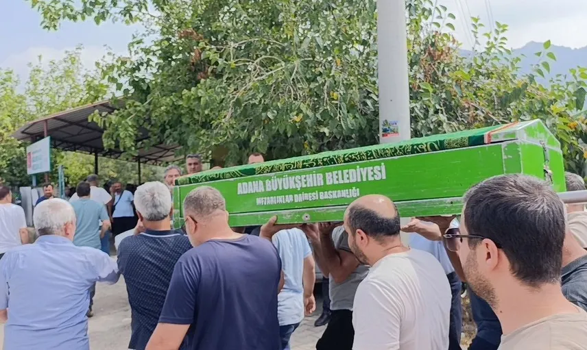 Denizde boğulan genç öğrencinin cenazesi son yolculuğuna uğurlandı