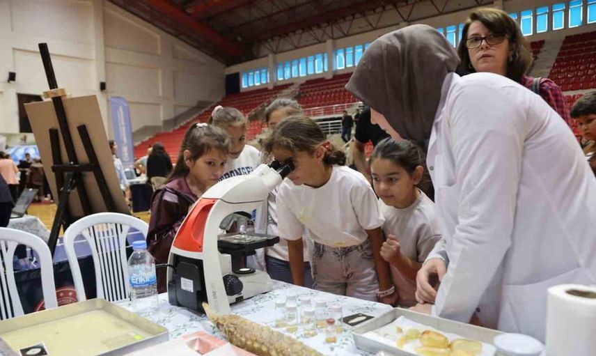 Samsun'da bilim şenliğinde mavi vatan teması öne çıkıyor