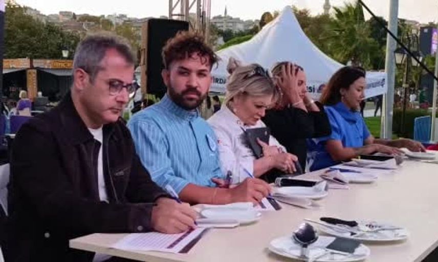 Tekirdağ'da gastronomi festivali ile dünya mutfağına yeni bir soluk: Sini mantısı yarışması yapıldı