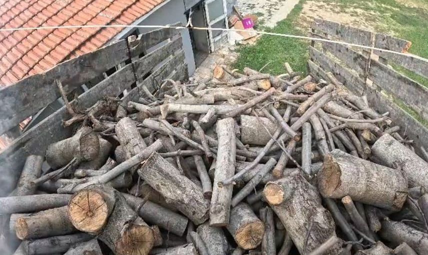 Erzincan köylerinde kış hazırlığı son hızda devam ediyor