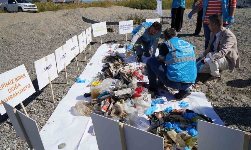 Balıkesir’de deniz ve kıyı temizliği etkinliği gerçekleştirildi