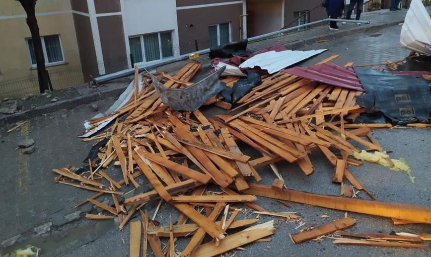 Bayburt'ta cumartesi günü için fırtına ve rüzgar uyarısı