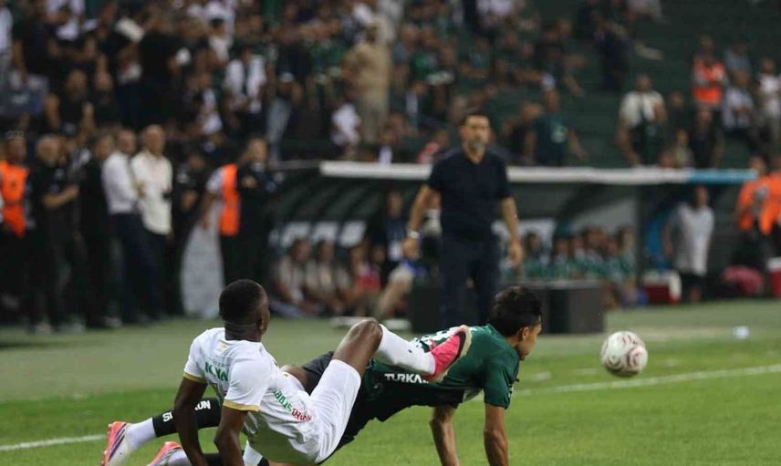 Kocaelispor, Amed sportif faaliyetler karşısında önde: Maç devam ediyor