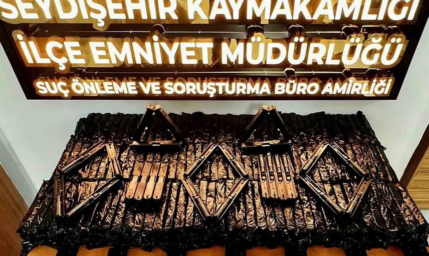 Seydişehir'de silah kaçakçılığına geçit yok: Bin 560 silah parçası ele geçirildi