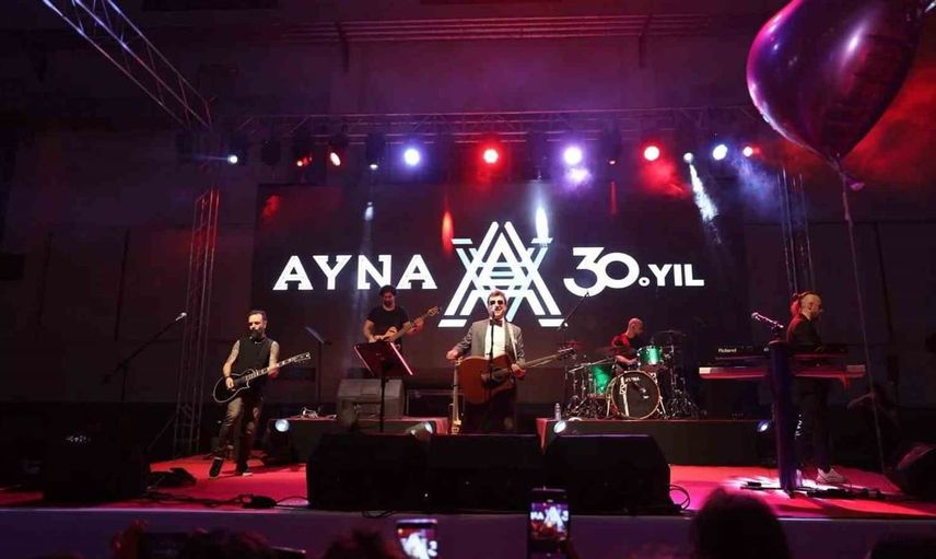 Ayna konseri cumhuriyet coşkusunu arttırdı