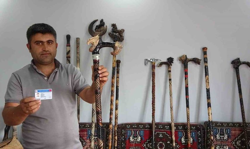 Yozgat'ta geleneksel el sanatlarıyla öne çıkan baston ustası ilgi odağı oldu