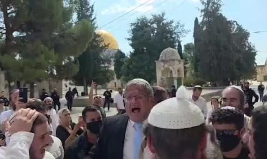 İsrail Bakanı Ben-Gvir, Mescid-i Aksa'da yerleşimcilerle provokatif gösteri yaptı