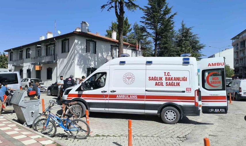 Afyonkarahisar'da motosiklet kazası: Kontrolden çıkan sürücü yaralandı