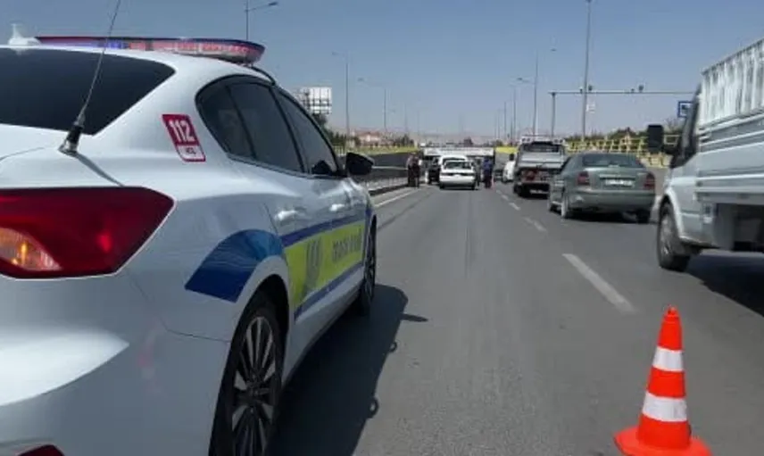 Konya'da altı aracın karıştığı zincirleme kazada bir kişi yaralandı
