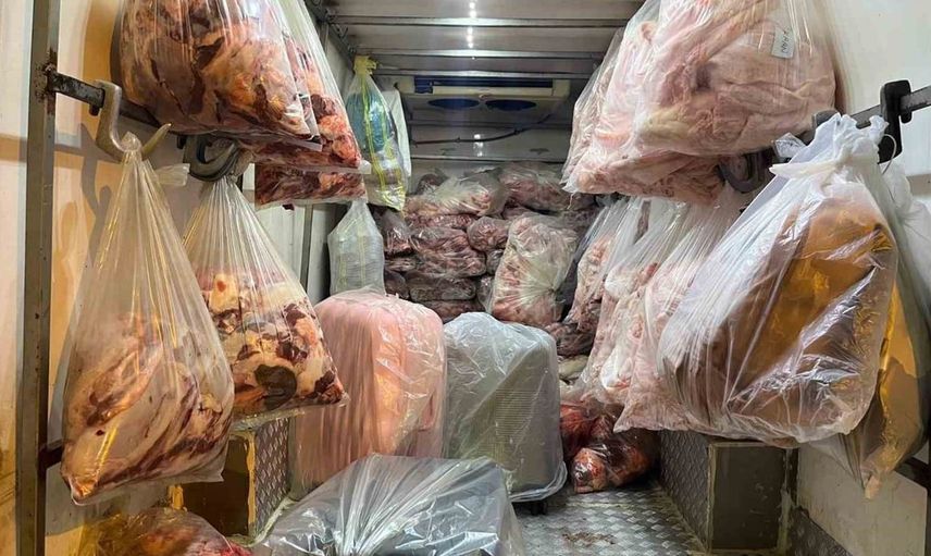Sapanca'da durdurulan kamyonette 2 ton et ve sakatat bulundu