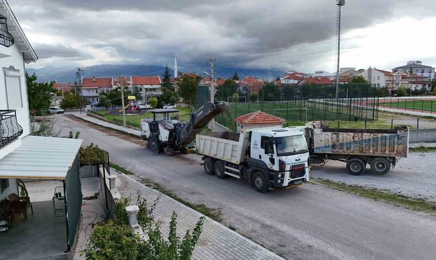 Bolvadin'de altyapı yatırımları hız kesmeden devam ediyor