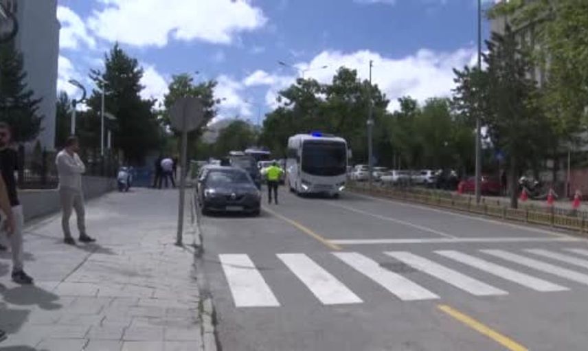 Gülistan Doku davasında vali tuncay sonel ve korumaları adliyede