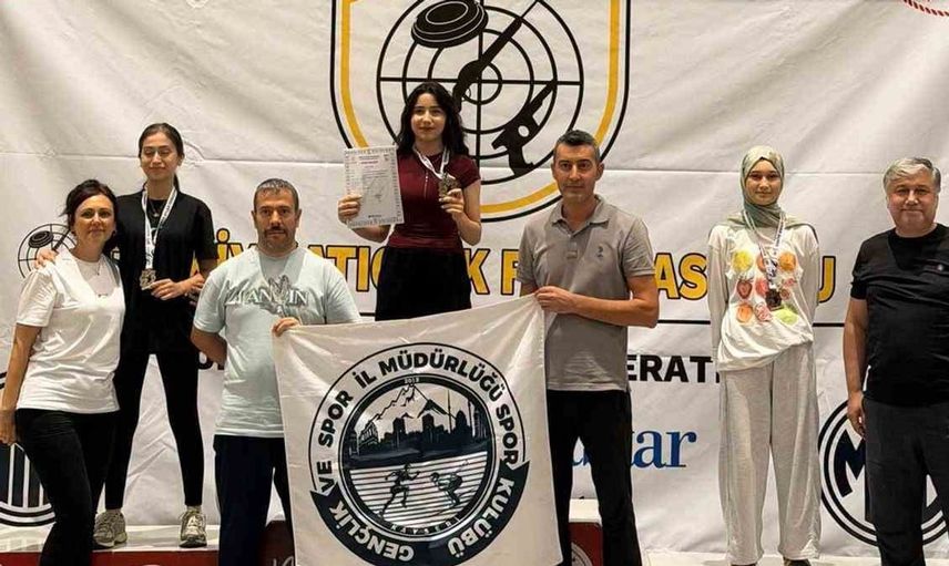 Kayserili sporcu hale derya eroğlu, altın madalya ve rekorla dikkat çekti