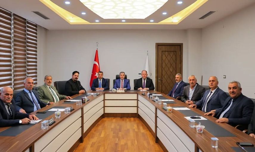 Bayburt'ta kış öncesi köy ihtiyaçları ve kamu yatırımları ele alındı