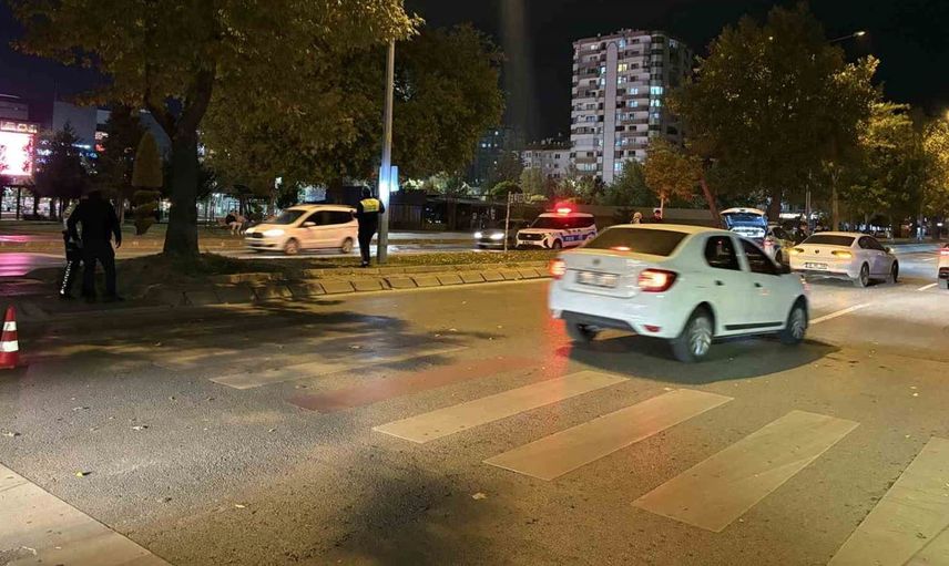Kayseri'de trafik kazasında üniversite öğrencisi ağır yaralandı