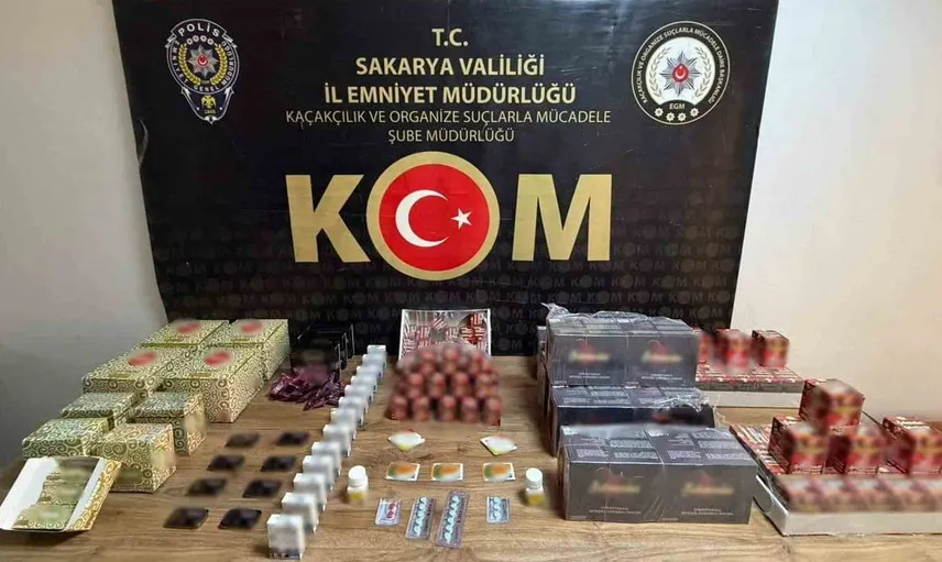 Sakarya'da düzenlenen operasyonda yüzlerce gümrük kaçağı ürün ele geçirildi