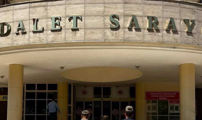 Şanlıurfa'da dolandırıcılık suçundan aranan şahıs jandarma tarafından yakalandı