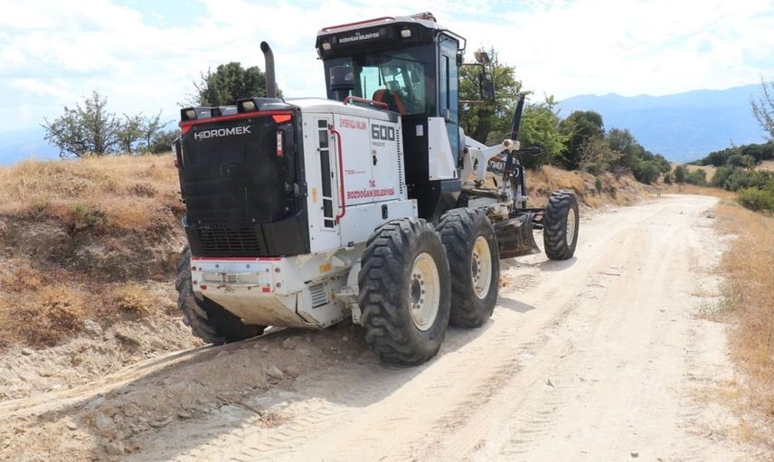 Bozdoğan Belediyesi kırsal yollarda iyileştirme çalışmaları sürdürüyor
