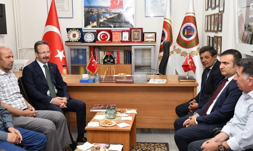 Vali Yamlı, şehit ve gazi aileleri derneğini ziyaret etti