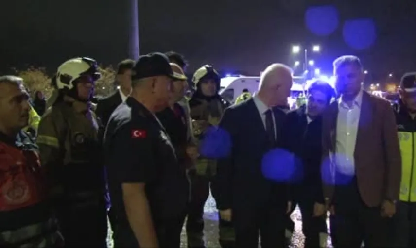 İstanbul'da otobüs kazasında 2 kişi hayatını kaybetti, 8 kişi yaralandı