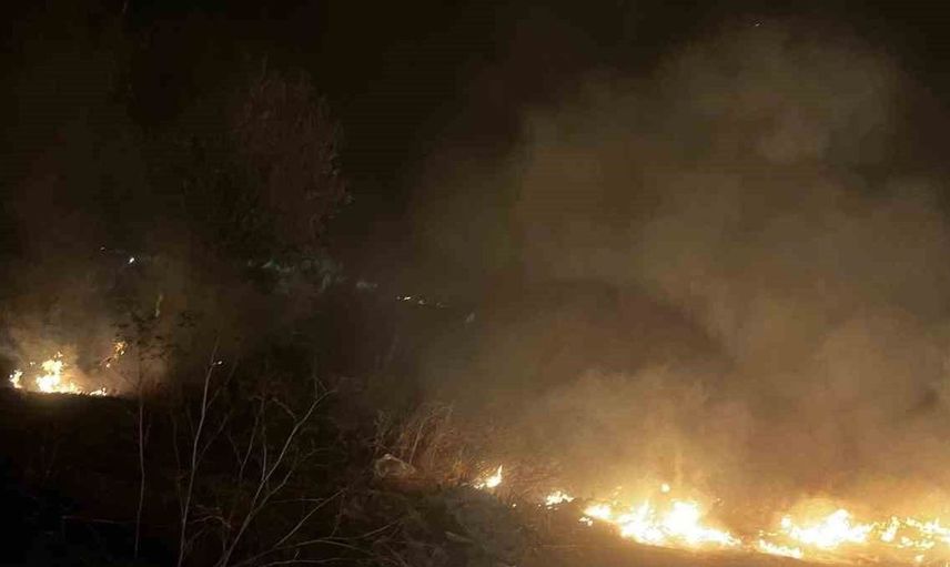Şuhut'ta çıkan arazi yangını itfaiye tarafından kontrol altına alındı