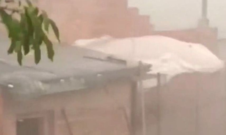 İpsala'da dolu ve sağanak yağış etkili oldu