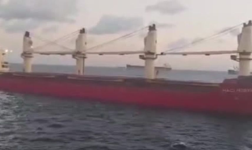 İstanbul Boğazı’nda arızalanan gemi Ahırkapı’ya demirlendi