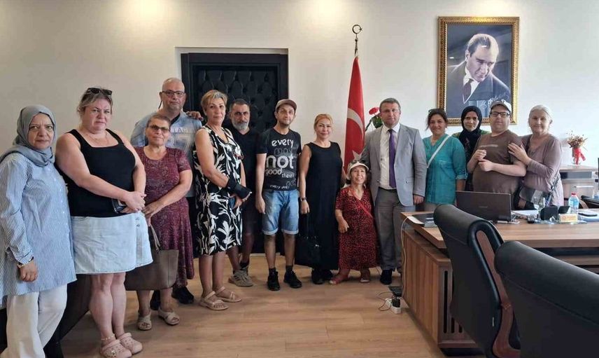 Ayvalık Birlik Ortopedik Engelliler Derneği kaymakam Cimşit’e ziyarette bulundu