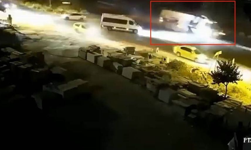 Mardin’de 3 kişinin öldüğü kazanın güvenlik kamerası görüntüleri ortaya çıktı